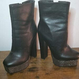 Chic Black Platform Heeled Boots with Studded Detail